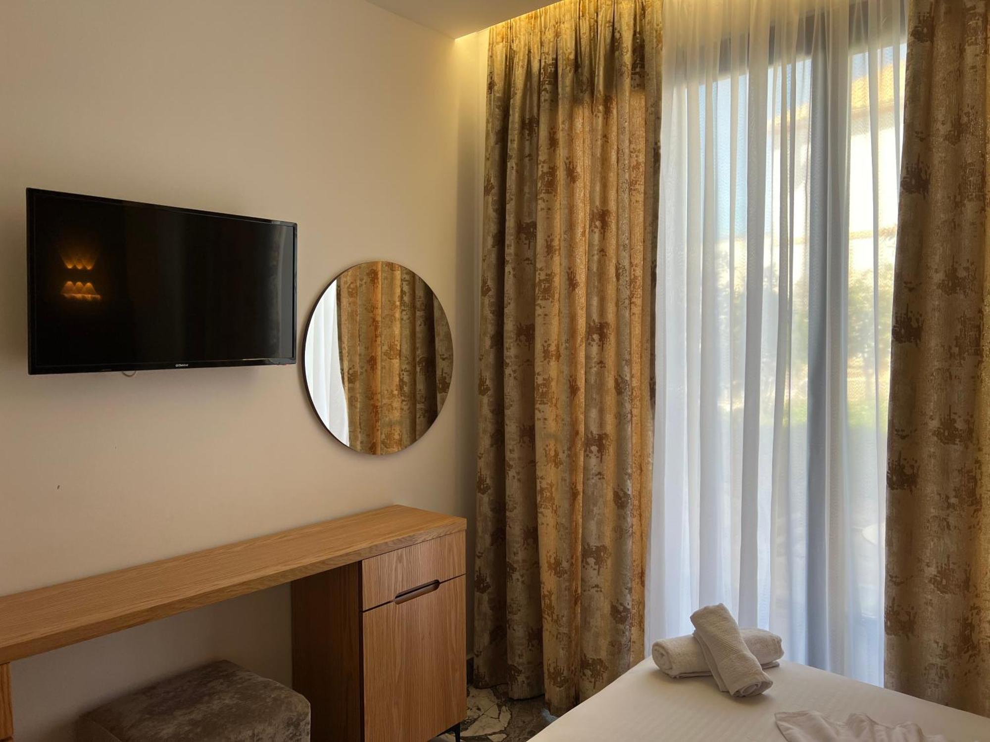 Poseidon Hotel 2 كساميل المظهر الخارجي الصورة